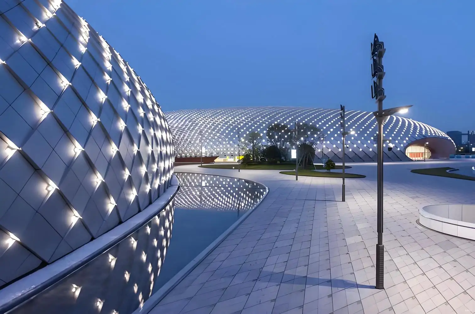 دەروازە نایابەکان